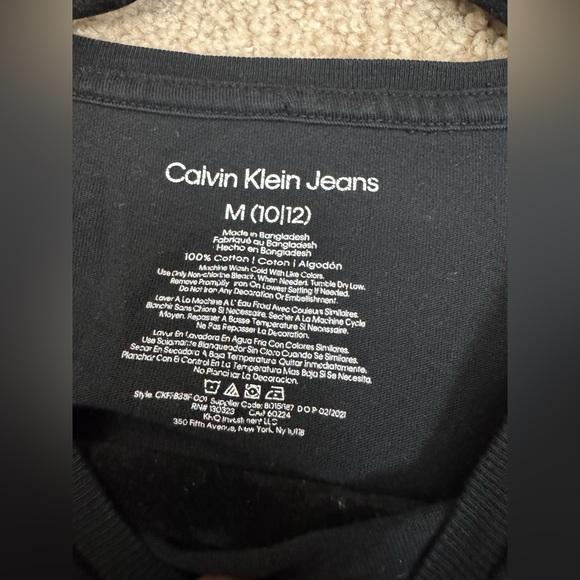 Calvin Klein Jeans Boys Long Sleeve Logo Shirt | Black | Size M (Boys) - Picture 3 of 7